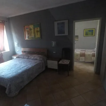아파트 La Casa Di Pluto